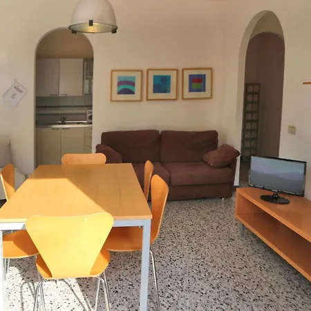 Letizia アパート リニャーノ・サッビアドーロ